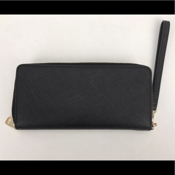 Tory Burch Perry Zip Passport Continental Wallet - Picture 3 of 8